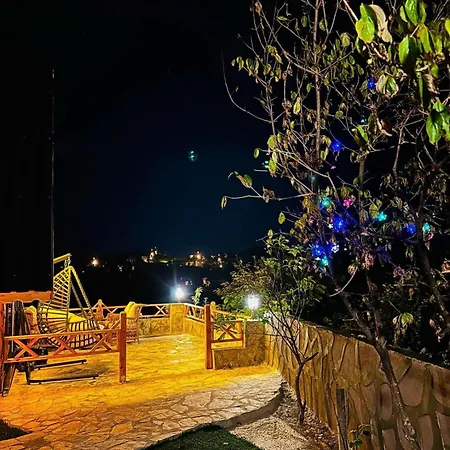 Rize Hanzade Suit Bungalov Kır Evi